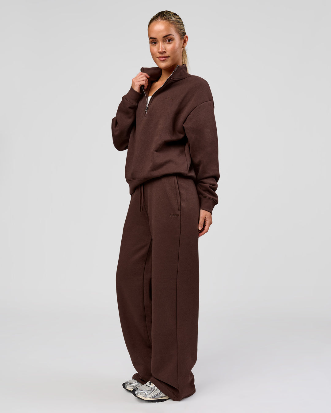 Woman wearing Go-To Wide Leg Track Pant - Hot Chocolate | Model:Issy | Size:S