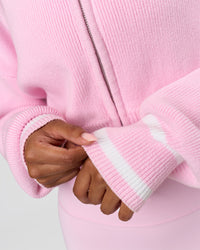 Woman wearing Fierce Knitted Cardigan - Marshmallow-White | Model:Jordan | Size:S | Thumbnail Index: 8