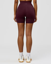 Woman wearing Fusion Ultra High-Rise 6" Short Pockets - Cherry Lacquer | Model:Jordan | Size:S | Thumbnail Index: 7
