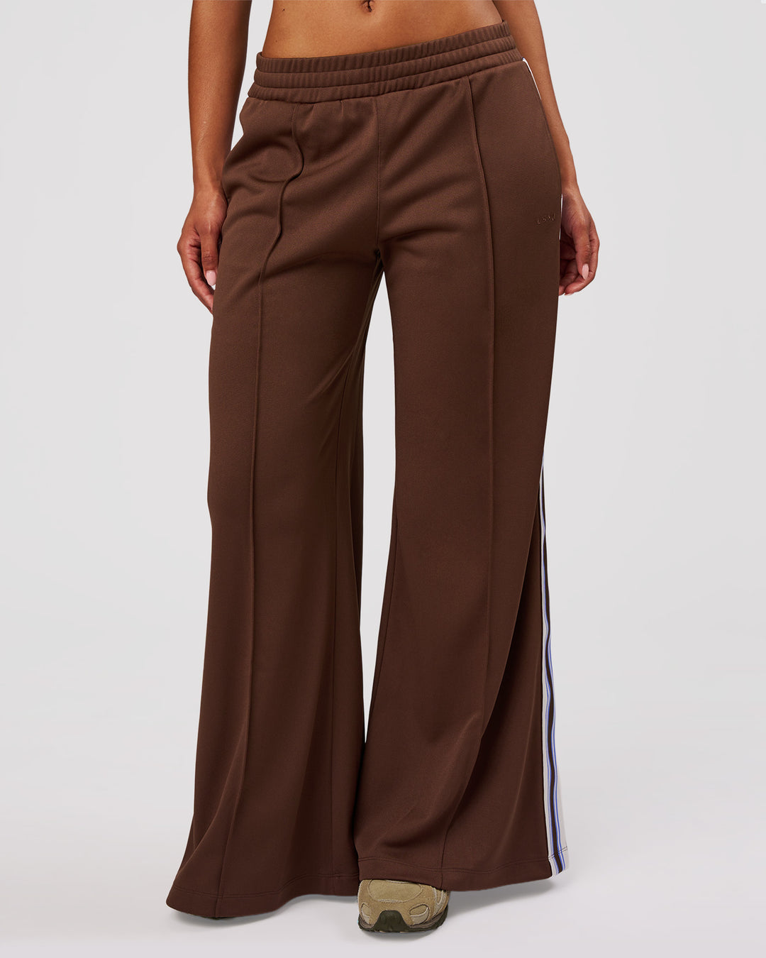 Woman wearing Urban Wide Leg Track Pant - Hot Chocolate-Open Air | Model:Jordan | Size:S - view 2