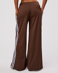 Woman wearing Urban Wide Leg Track Pant - Hot Chocolate-Open Air | Model:Jordan | Size:S | Thumbnail Index: 5