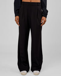 Woman wearing StretchShift Wide Leg Pant Tall - Black | Model:Rosie | Size:S | Thumbnail Index: 1