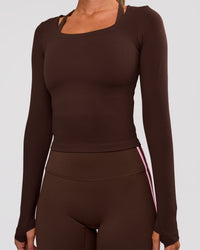Woman wearing Horizon Long Sleeve Tee - Hot Chocolate | Model:Charli | Size:XS | Thumbnail Index: 10