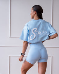 Woman wearing Strong is Beautiful Fusion High-Rise 6" Short - Open Air | Model:Charlotte | Size:XS | Thumbnail Index: 4