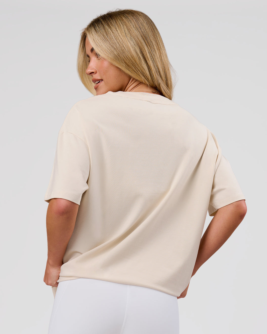 Woman wearing Game Plan Heavyweight FLXCotton Oversized Tee - Vanilla Bean | Model:Issy | Size:XS - view 4