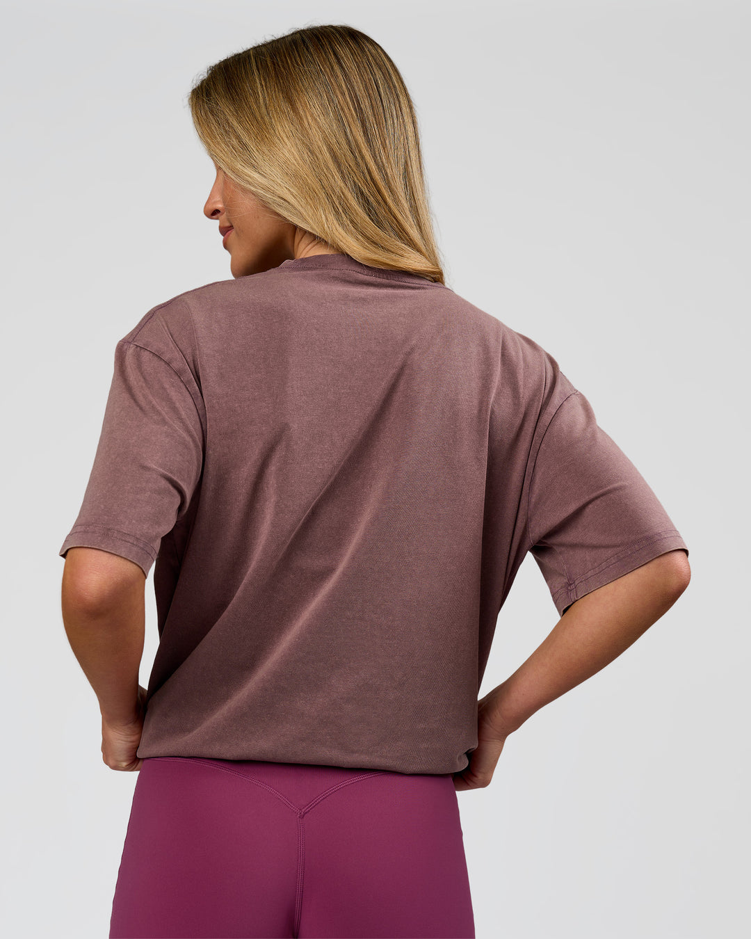 Woman wearing Go-To FLXCotton Oversized Tee - Cocoa Powder Washed-White | Model:Issy | Size:XS - view 3