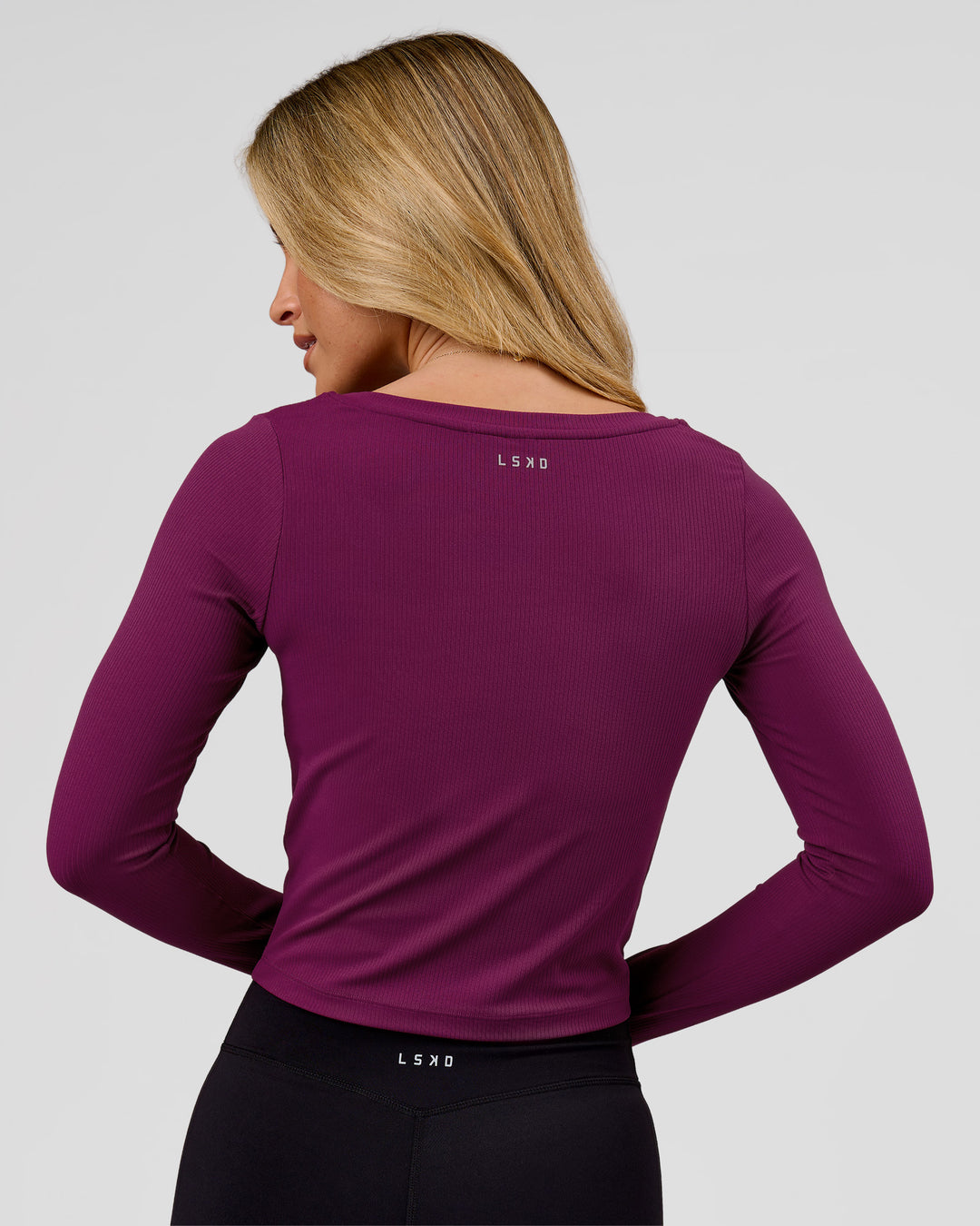 Woman wearing Horizon Long Sleeve Tee - Plum Caspia | Model:Issy | Size:XS - view 2