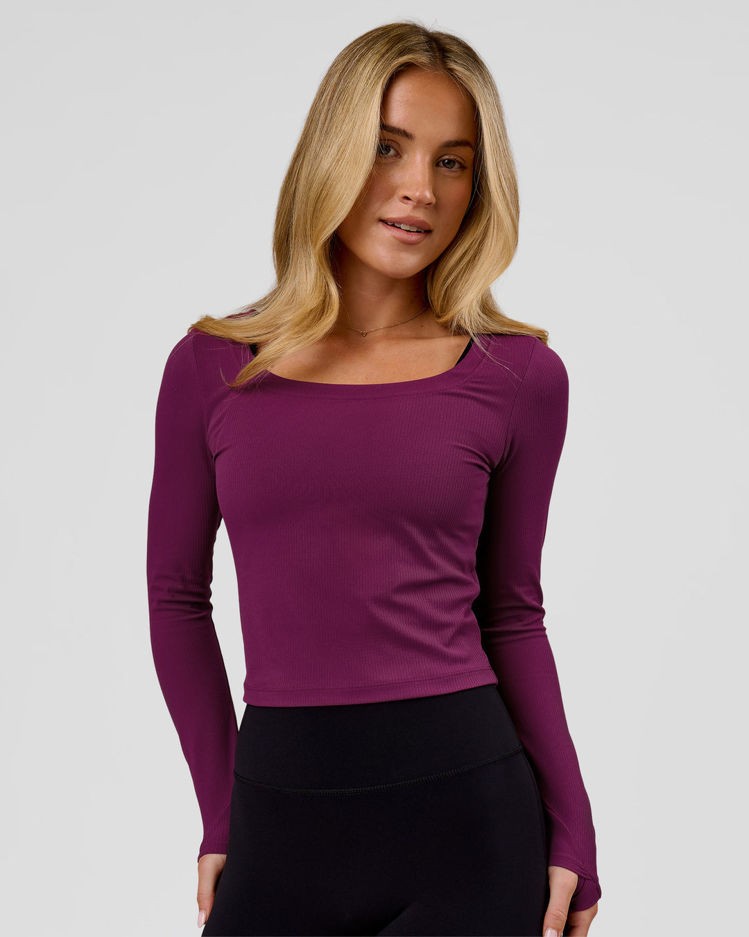 Woman wearing Horizon Long Sleeve Tee - Plum Caspia | Model:Issy | Size:XS - view 3