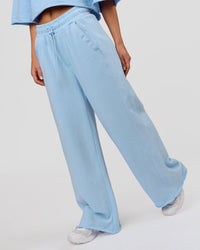 Woman wearing MVP Elite Terry Wide Leg Pant - Open Air | Model:Issy | Size:XS | Thumbnail Index: 1