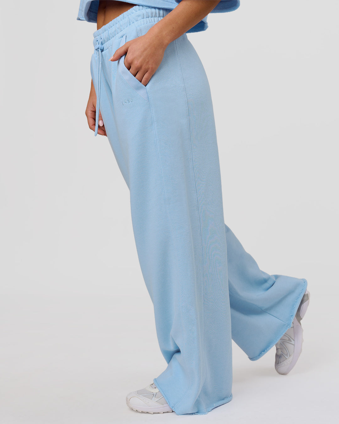 Woman wearing MVP Elite Terry Wide Leg Pant - Open Air | Model:Issy | Size:XS - view 6