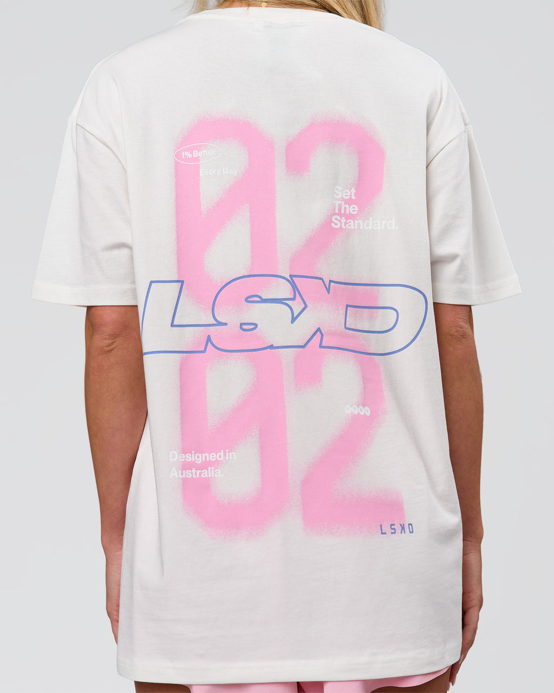 Woman wearing SoCal 26 FLXCotton Oversize Tee  - Off White-Pink Rose | Model:Issy | Size:XS - view 19