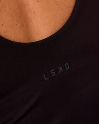 Woman wearing Staple 2.0 Active Shelf Bra Tank - Black | Model:Issy | Size:XS | Thumbnail Index: 3
