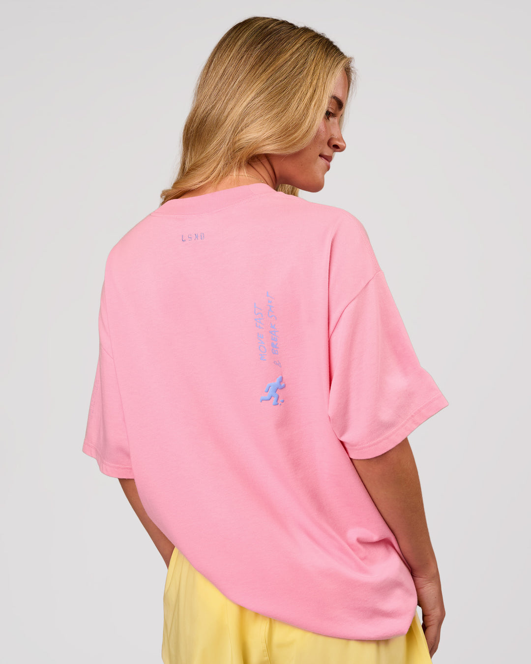 Woman wearing Values Manifesto Heavyweight Oversized Tee  - Pink Rose-Open Air | Model:Issy | Size:XS - view 14