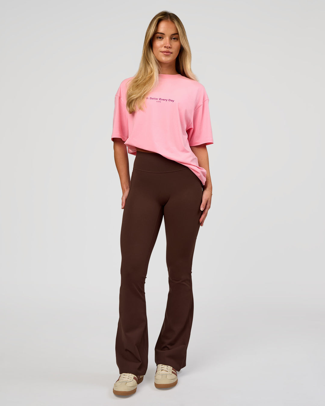 Woman wearing VS6 1% Better FLXCotton Oversize Tee - Pink Rose | Model:Issy | Size:XS - view 17