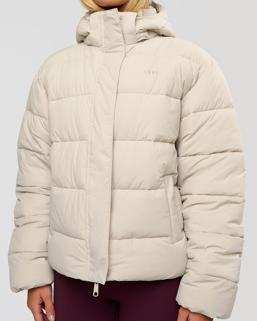 Woman wearing Go-To Puffer Jacket - Shale Beige | Model:Izzy | Size:XS