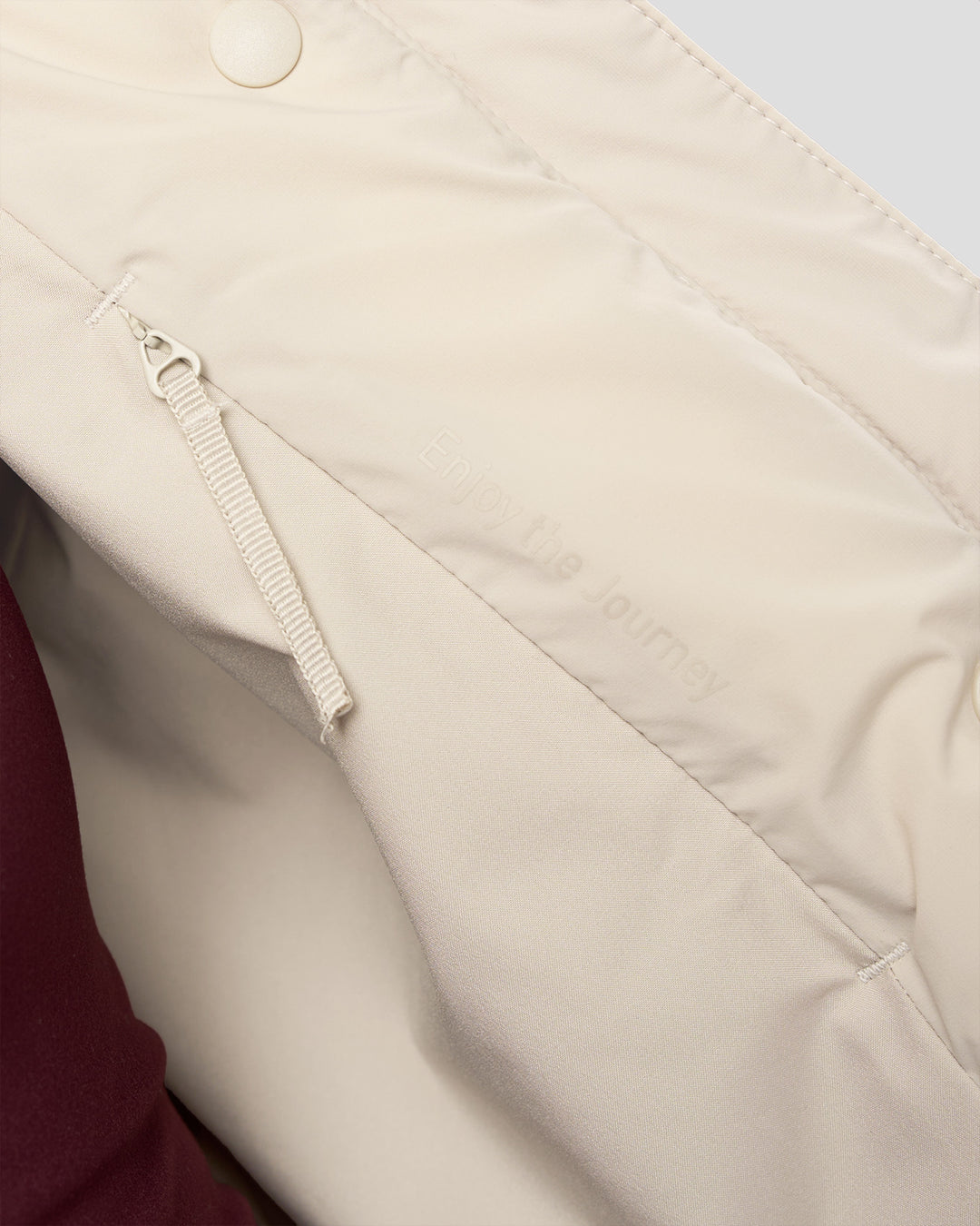 Woman wearing Go-To Puffer Jacket - Shale Beige | Model:Izzy | Size:XS