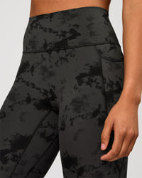 Woman wearing Fusion Ultra High-Rise 7/8 Legging Pockets - Obsidian/Black Tye Dye | Model:Rosie | Size:XS | Thumbnail Index: 7