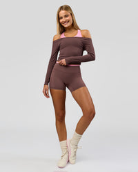 Woman wearing Bree Bardot Long Sleeve Top - Cocoa Powder | Model:Taneisha | Size:XS | Thumbnail Index: 13