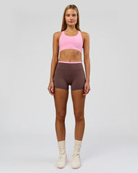 Woman wearing Bree Fusion High-Rise 4" Short Pockets - Cocoa Powder-Pink Rose | Model:Taneisha | Size:XS | Thumbnail Index: 3
