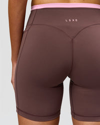 Woman wearing Bree Fusion High-Rise 6" Short Pockets - Cocoa Powder-Pink Rose | Model:Taneisha | Size:XS | Thumbnail Index: 12