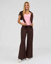 Woman wearing Flow Rib Scoop Neck Tank - Pink Rose | Model:Taneisha | Size:XS | Thumbnail Index: 4