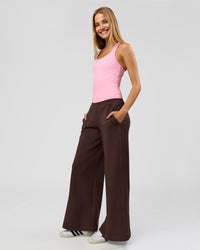 Woman wearing Flow Rib Scoop Neck Tank - Pink Rose | Model:Taneisha | Size:XS | Thumbnail Index: 5