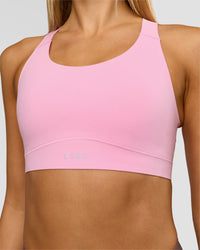Woman wearing Fusion Sports Bra 2.0 - Pink Rose | Model:Taneisha | Size:XS | Thumbnail Index: 4