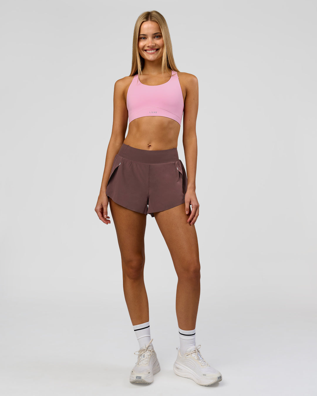 Woman wearing Fusion Sports Bra 2.0 - Pink Rose | Model:Taneisha | Size:XS - view 7