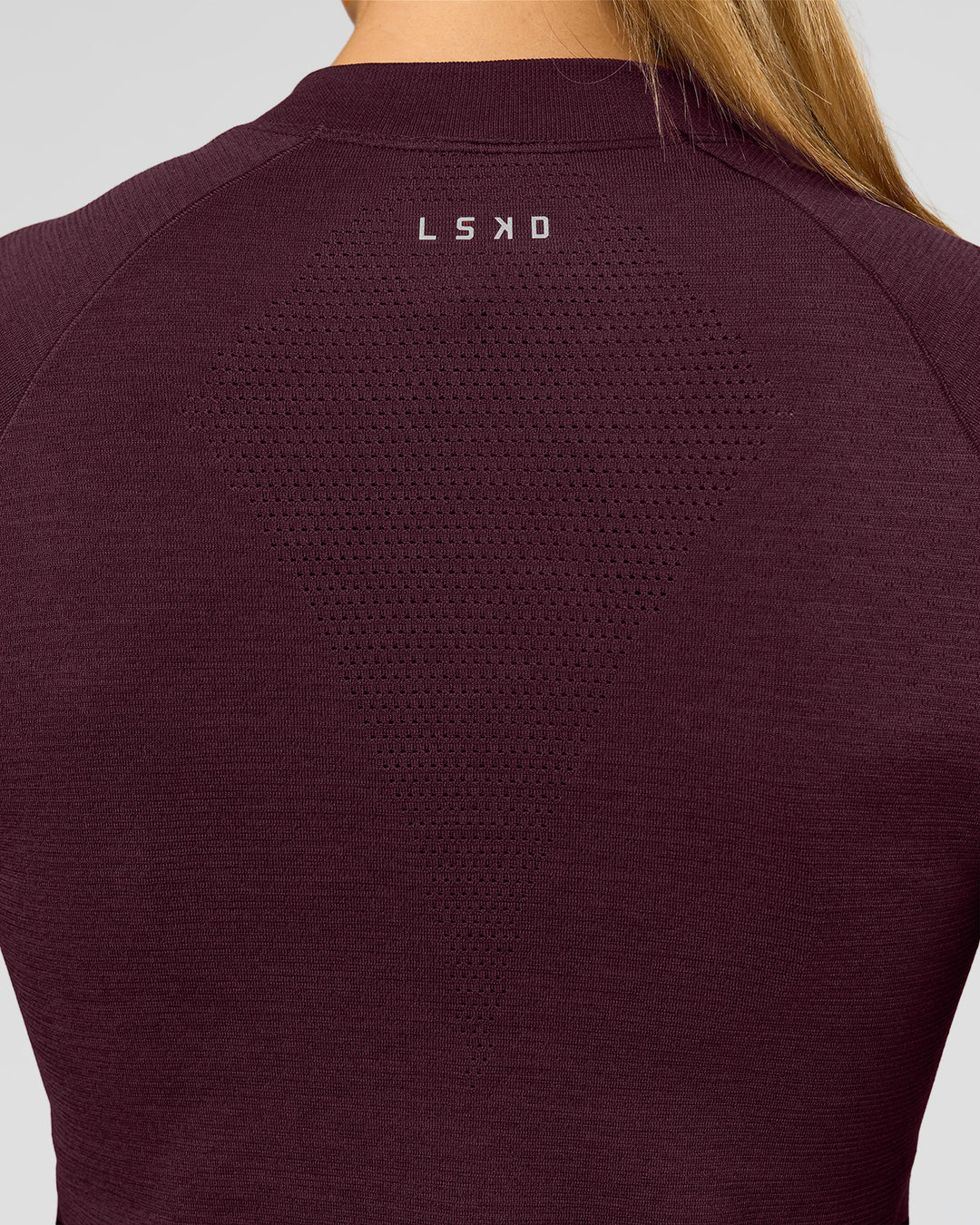 Woman wearing AeroFLX+ Long Sleeve Half Zip - Cherry Lacquer/Cherry Laquer | Model:Taniesha | Size:XS - view 15