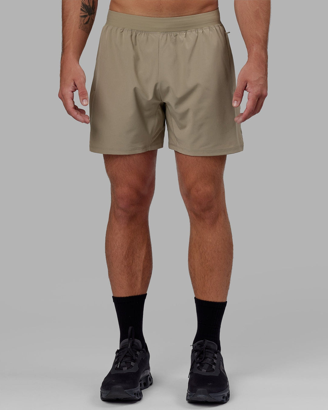 Man wearing Challenger 6&quot; Performance Short with Liner - Laurel Oak