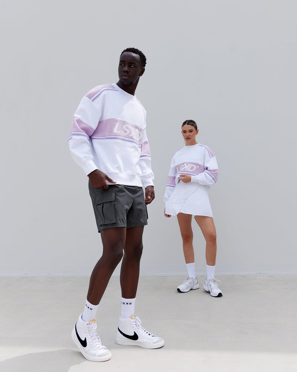 Man wearing Unisex A-Team Sweater Oversize - White-Pale Lilac