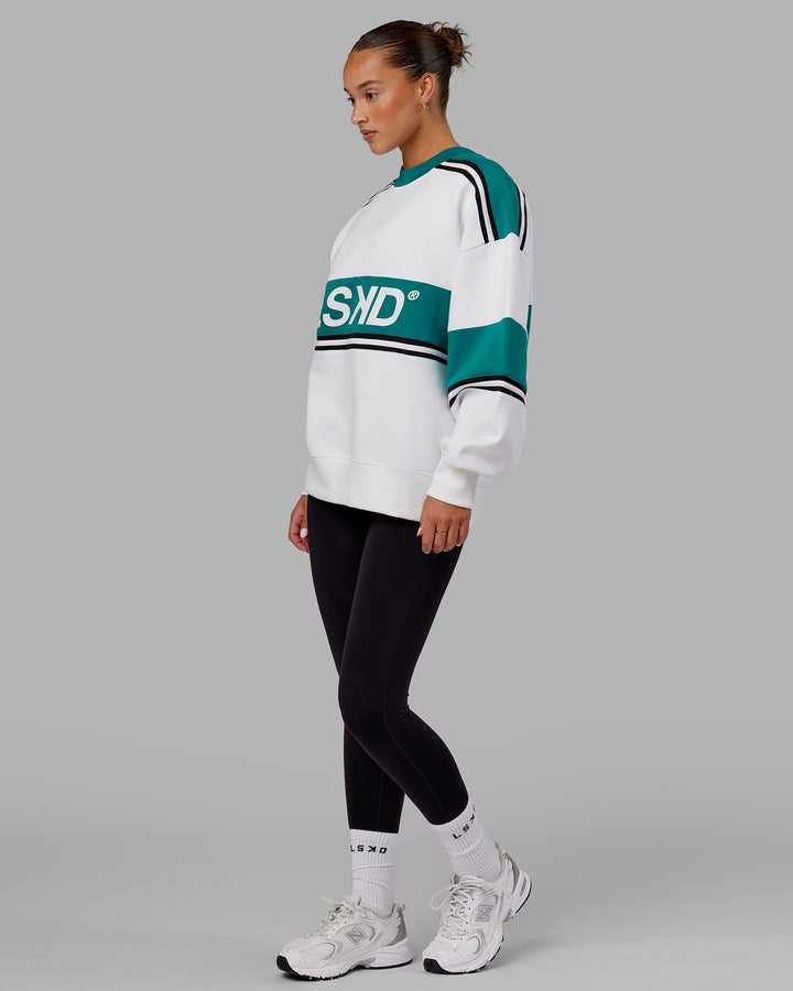 Woman wearing A-Team Sweater Oversize - White-Deep Lake