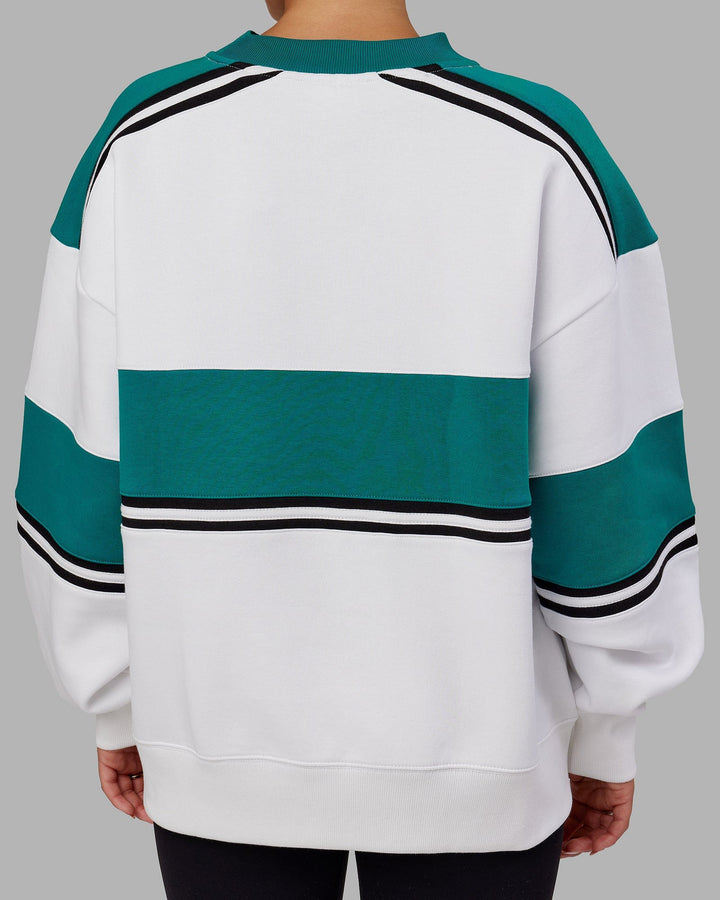 Woman wearing A-Team Sweater Oversize - White-Deep Lake
