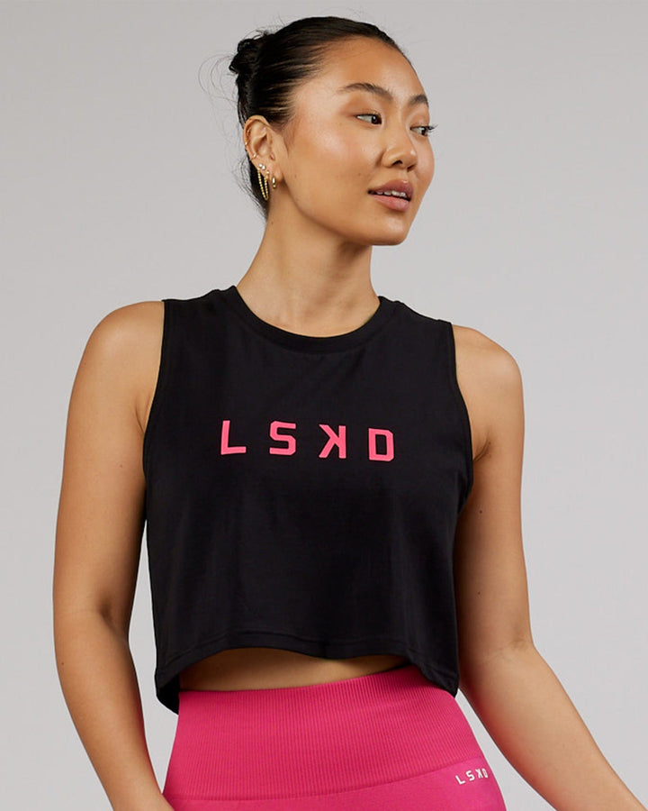 Woman wearing Agile FLXCotton Tank - Black-Boysenberry