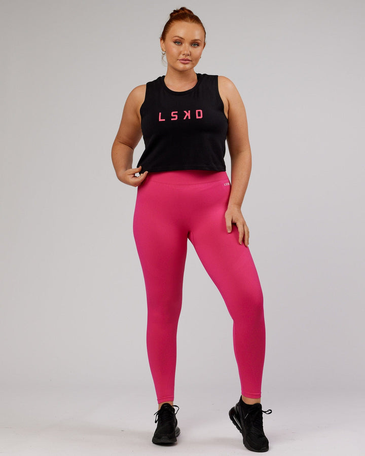 Woman wearing Agile FLXCotton Tank - Black-Boysenberry