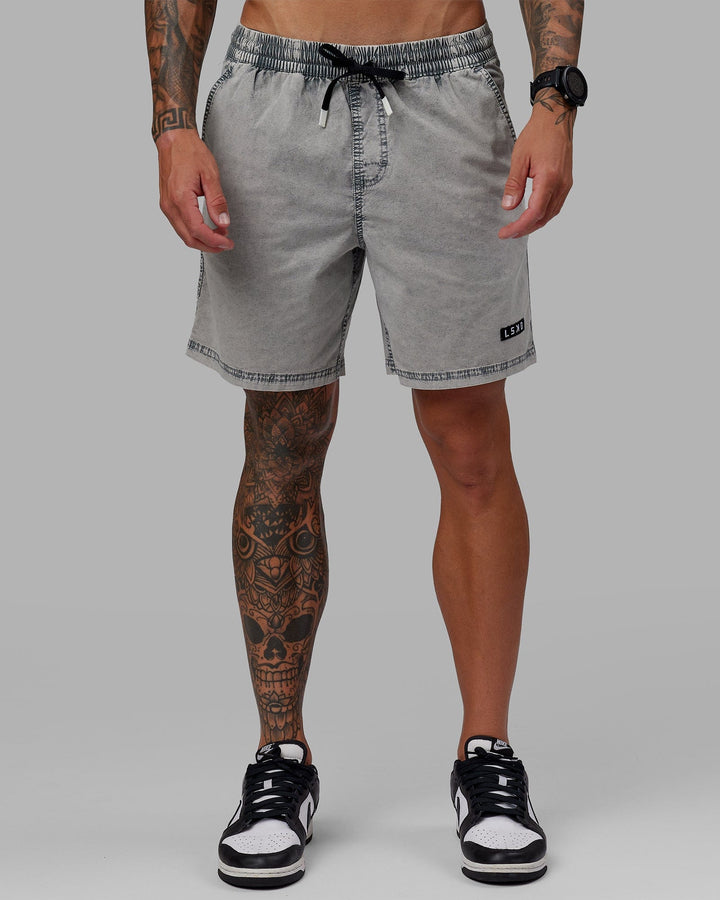 Man wearing Daily Short - Pigment Slate