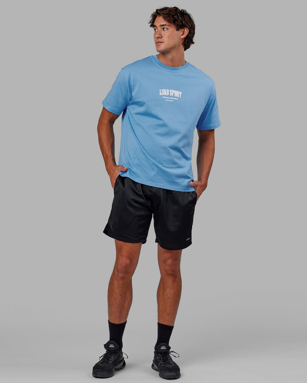 Man wearing Fundamental Mesh Short - Black