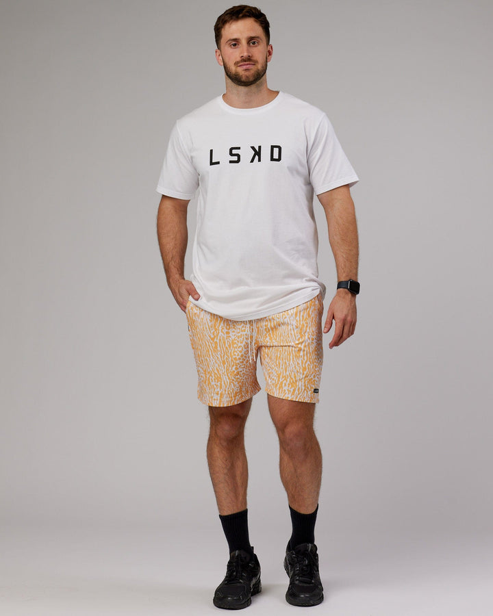 Man wearing Hunter Performance Short - Warm Apricot