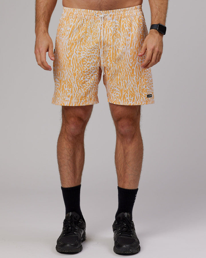 Man wearing Hunter Performance Short - Warm Apricot