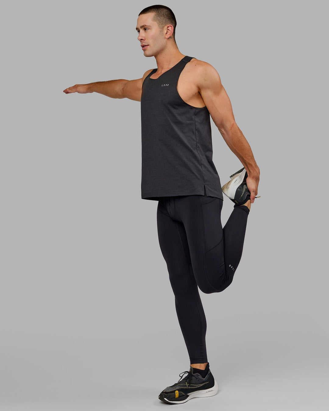 Man wearing Mens Perform Full Length Tight - Black