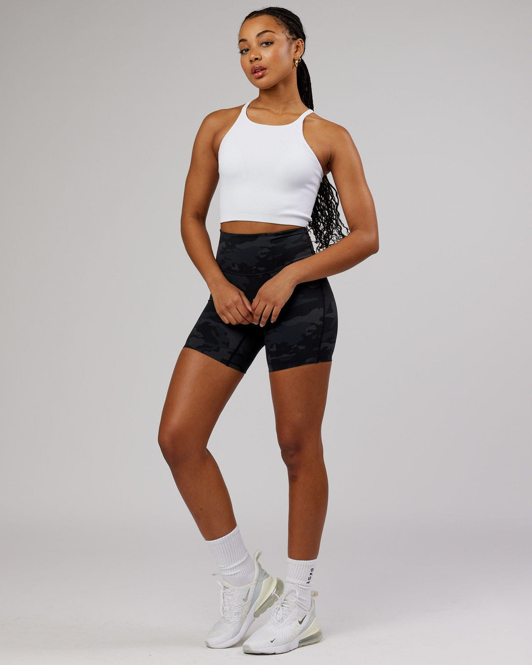 Minimal Seamless Crop Ribbed Tank - White