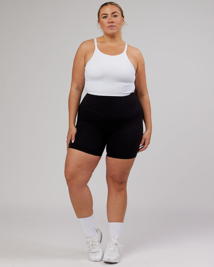 Minimal Seamless Crop Ribbed Tank - White