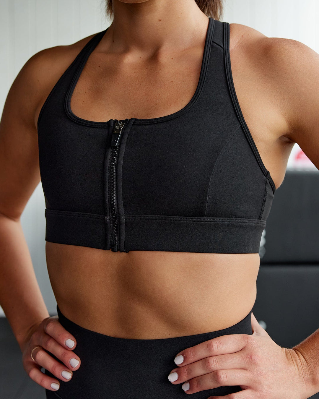 Jockey High Impact Mesh Back Zip Front Sports Bra