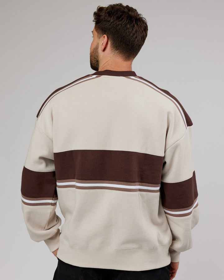 Man wearing Unisex A-Team Sweater Oversize - White-Deep Taupe