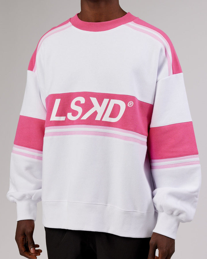 Man wearing Unisex A-Team Sweater Oversize - White-Flamingo