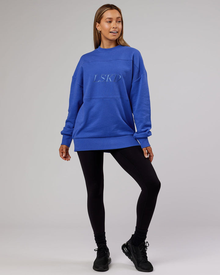 Woman wearing Unisex Off Duty Sweater Oversize - Power-Cobalt