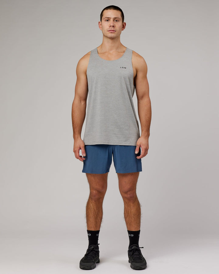 Man wearing Light Grey Marl Perform VapourLFX Tank