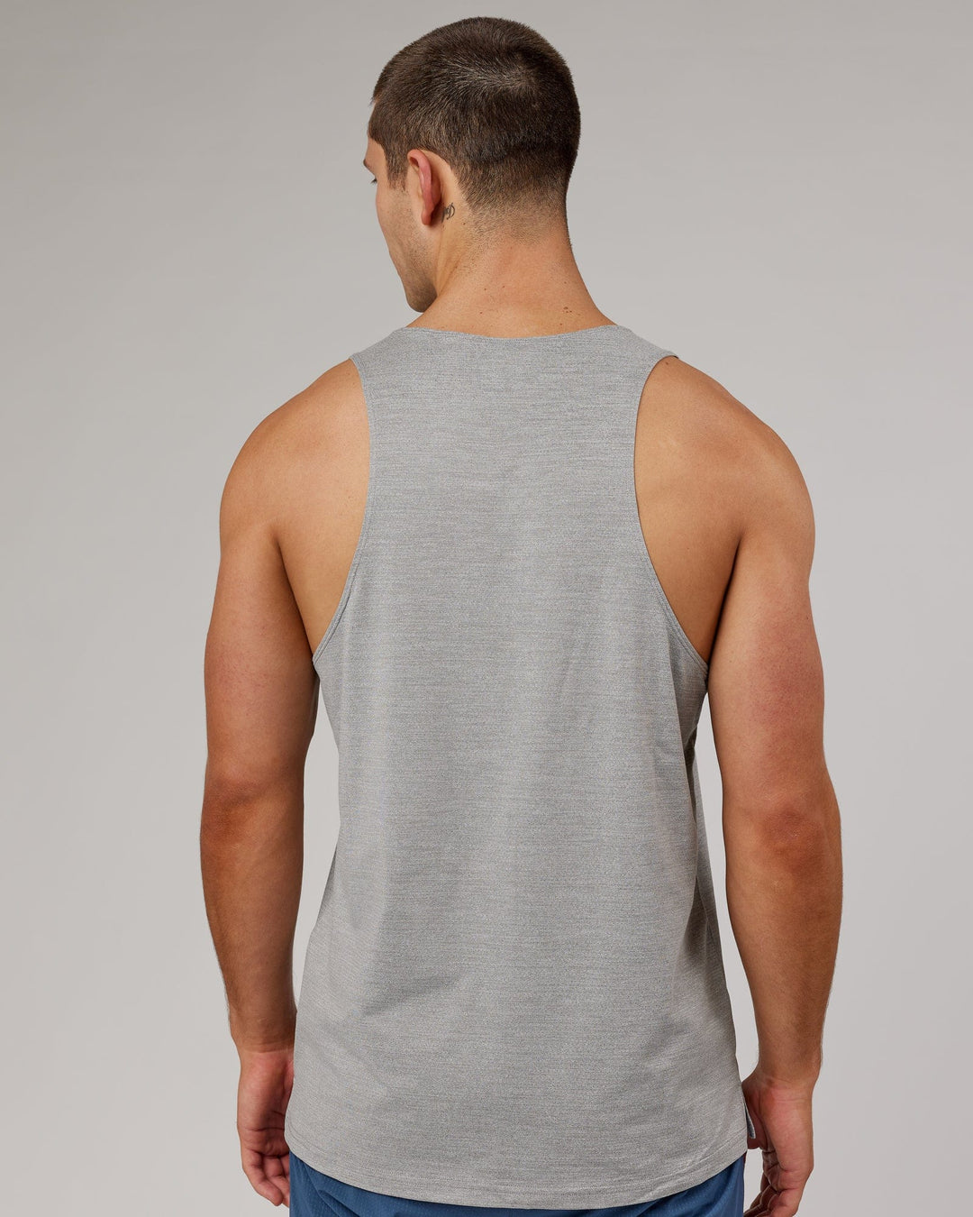 Man wearing Light Grey Marl Perform VapourLFX Tank